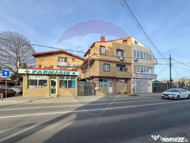 Spațiu comercial, de 573 mp, în Casa de Cultură