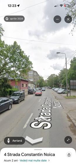 Apartament cu 3 camere decomandat în Nufărul