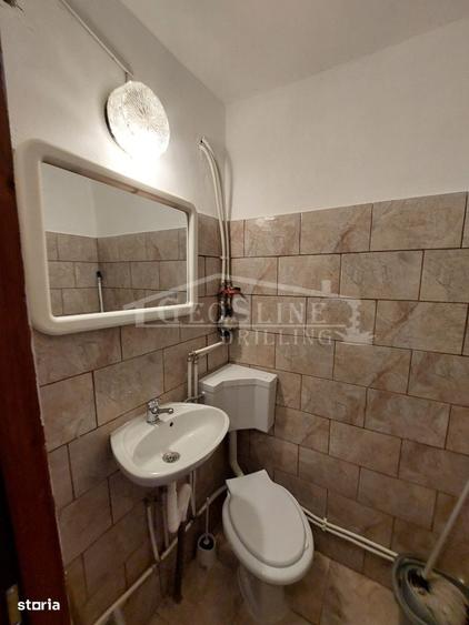 Garsonieră decomandată în Iris