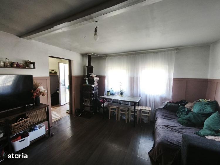 Casă cu 2 camere cu Teren 5567 Mp în Frătăuții Vechi