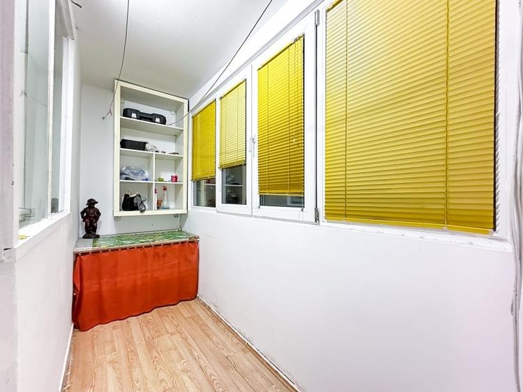 Apartament cu 3 camere decomandat în Drumul Taberei