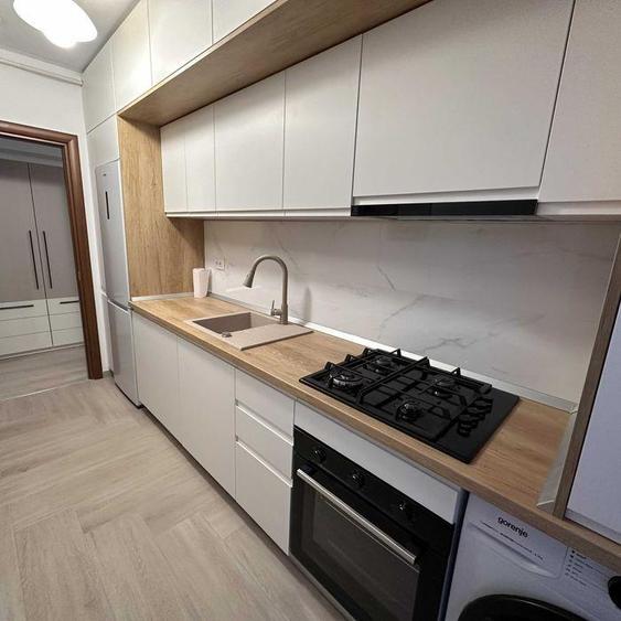Apartament cu 2 camere semidecomandat în Tătărași