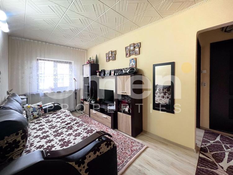 Apartament cu 3 camere semidecomandat, mobilat în Sud-Est