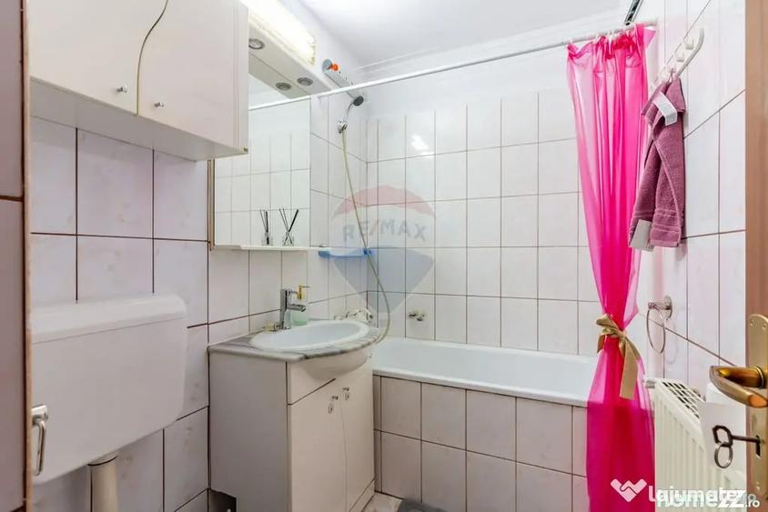 Apartament cu 2 camere decomandat în Industriilor