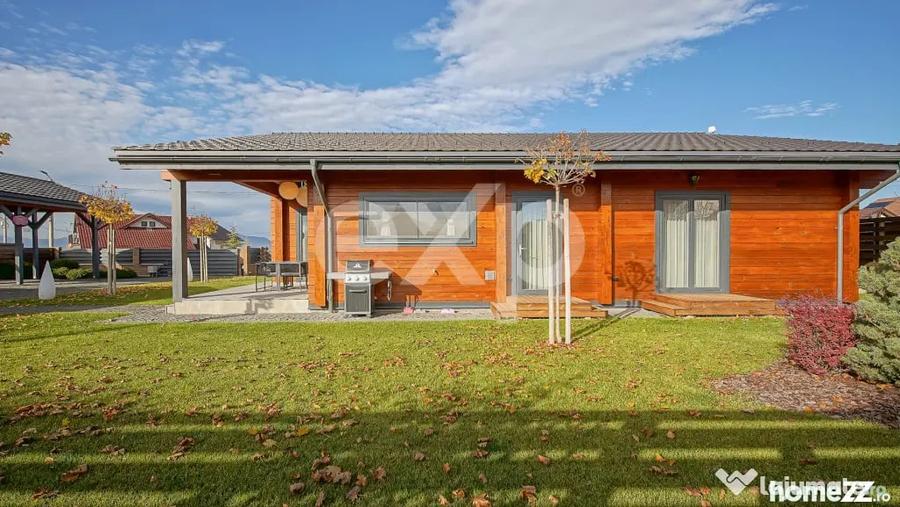Casă cu 5 camere cu Teren 1000 Mp în Central