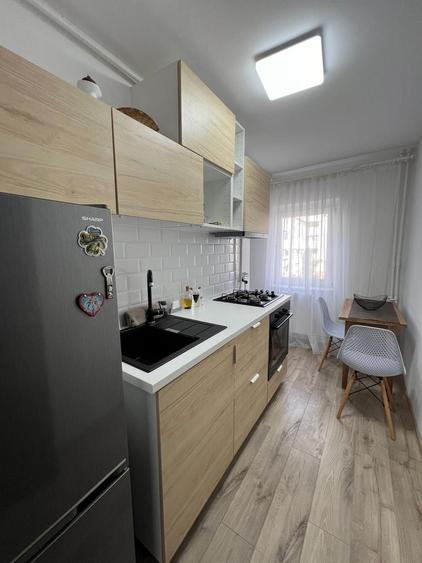 Apartament cu 2 camere decomandat în Rolast