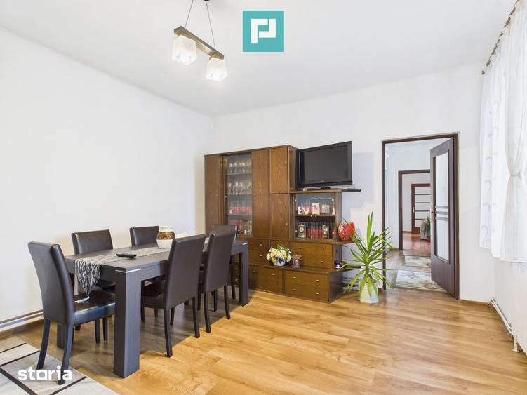 Casă cu 4 camere cu Teren 1007 Mp în Central