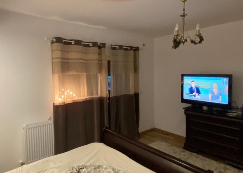 Casă cu 4 camere cu Teren 350 Mp în Central