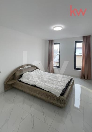 Casă individuală cu 4 camere cu Garaj în Bariera Vâlcii