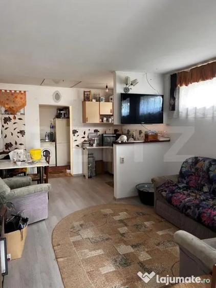 Casă cu 4 camere cu Teren 500 Mp în Central