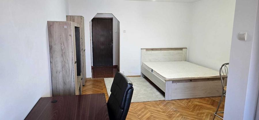 Inchirez garsoaniera zona metrou Costin Georgian/Morarilor - 1