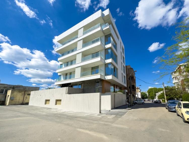 Garsonieră decomandată în Faleza Nord