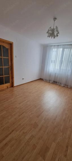 Apartament cu 2 camere decomandat în Târgu Neamț