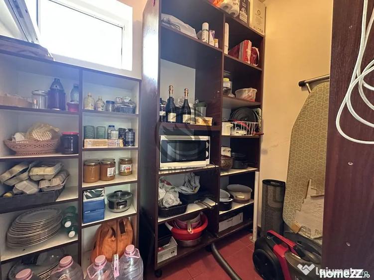 Casă cu 4 camere cu Teren 660 Mp în Central