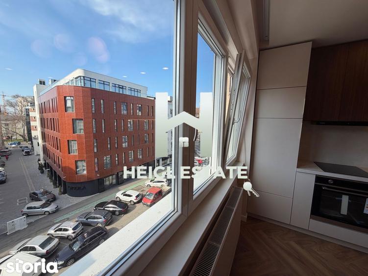 Apartament cu 3 camere decomandat, mobilat în Ultracentral