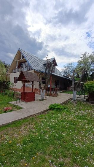 Casă individuală cu 4 camere cu Teren 1890 Mp în Orbeni