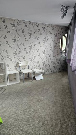 Apartament cu 3 camere decomandat în Nordului