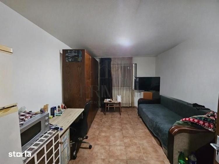 Garsonieră decomandată, mobilată în Blașcovici