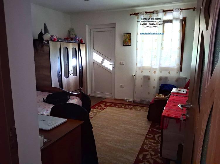 Casă cu 3 camere cu Teren 801 Mp în Exterior Est