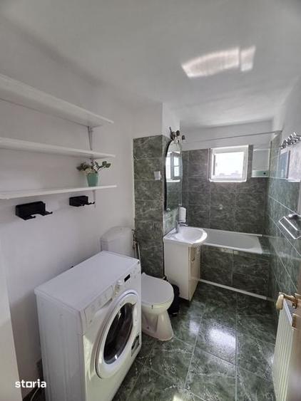 Vanzare apartament 3 camere - 1