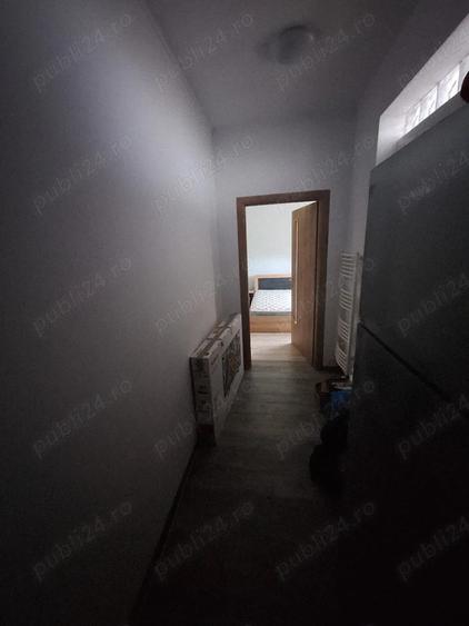 Garsonieră decomandată în Far