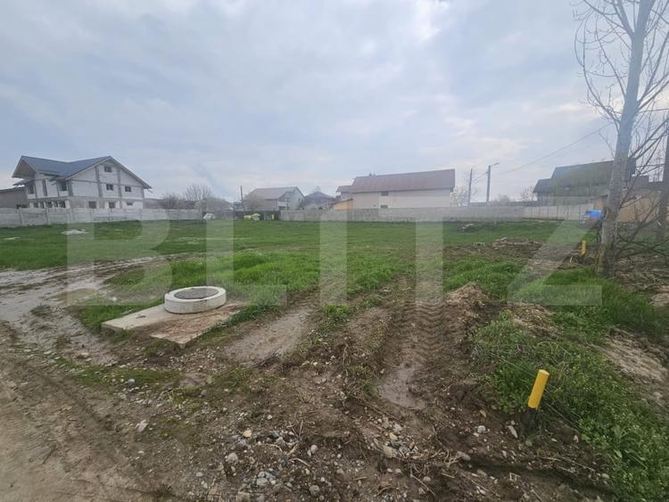 Teren Construcții intravilan de 700 mp, în Exterior Nord