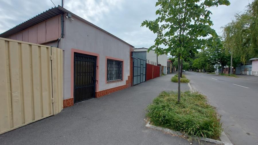 Casă individuală cu 1 camere cu Canalizare în Central