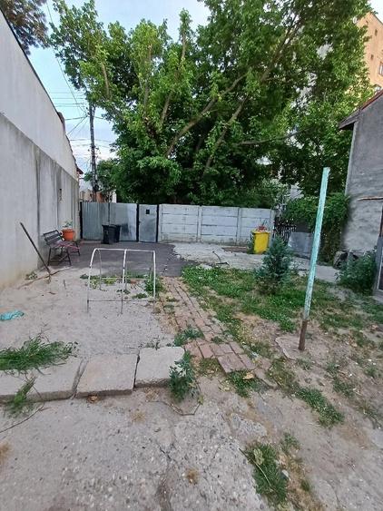 Casă cu Teren 344 Mp în Rahova
