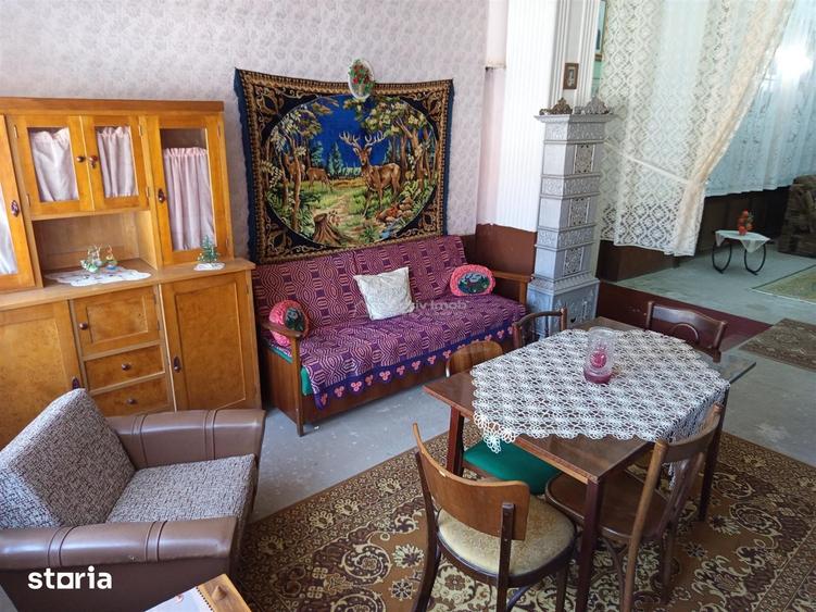 Casă cu Teren 1439 Mp în Ciclova Română