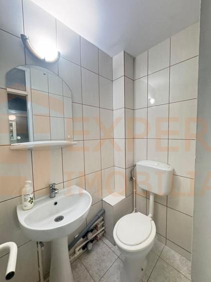 Apartament cu 3 camere decomandat, mobilat în Tomis III