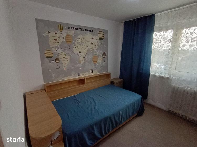 Apartament cu 3 camere în Berceni