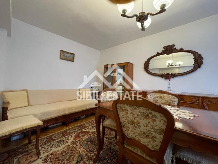 Apartament cu 2 camere decomandat, mobilat în Calea Dumbrăvii