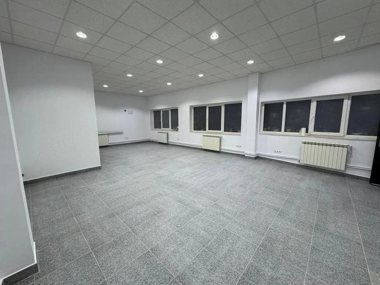 Spațiu comercial, de 61.5 mp, în Mogoșoaia