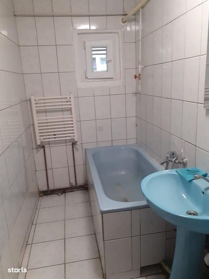 Apartament cu 2 camere decomandat în Independenței