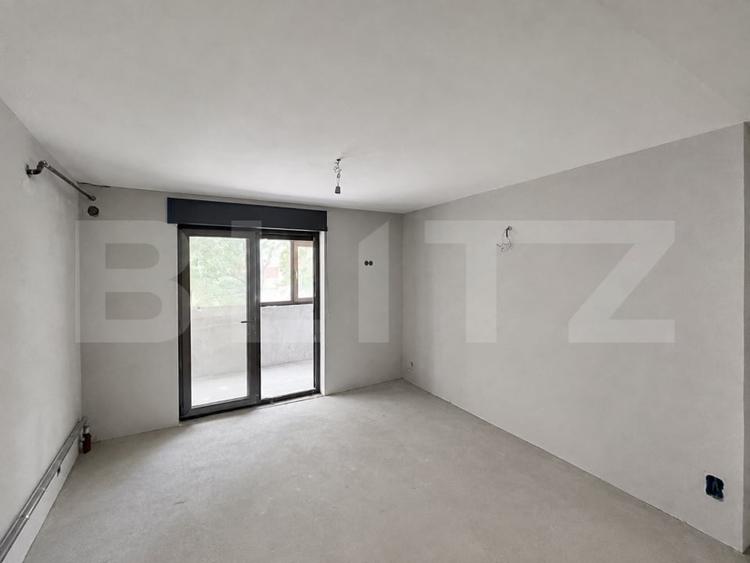 Apartament cu 3 camere decomandat în Brazda lui Novac