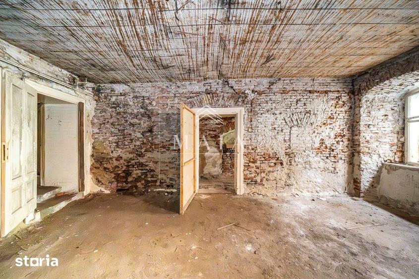 Casa cu 9 camere ?i curte proprie Centru Istoric Sibiu - 4
