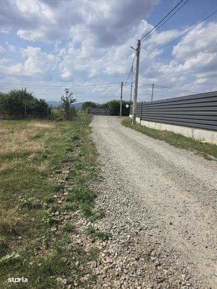 Casă cu 3 camere în Dumbrava