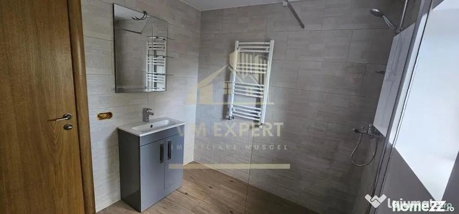 Casă cu 4 camere cu Teren 177 Mp în Rucăr