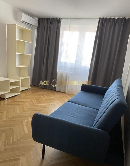 Apartament cu 2 camere decomandat, mobilat în Arcul de Triumf