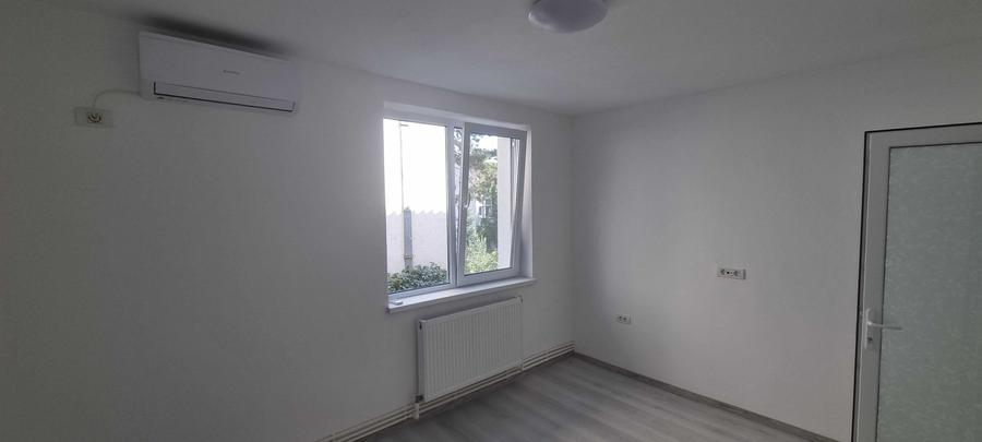 Inchiriez apartament 2 camere, Medgidia Central, Etaj.1 - 4