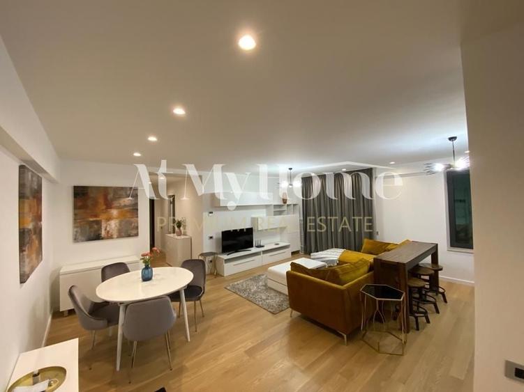 Apartament cu 3 camere decomandat, mobilat în Barbu Văcărescu
