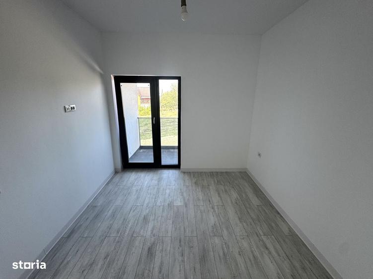 Casă cu 4 camere cu Teren 250 Mp în Bucium