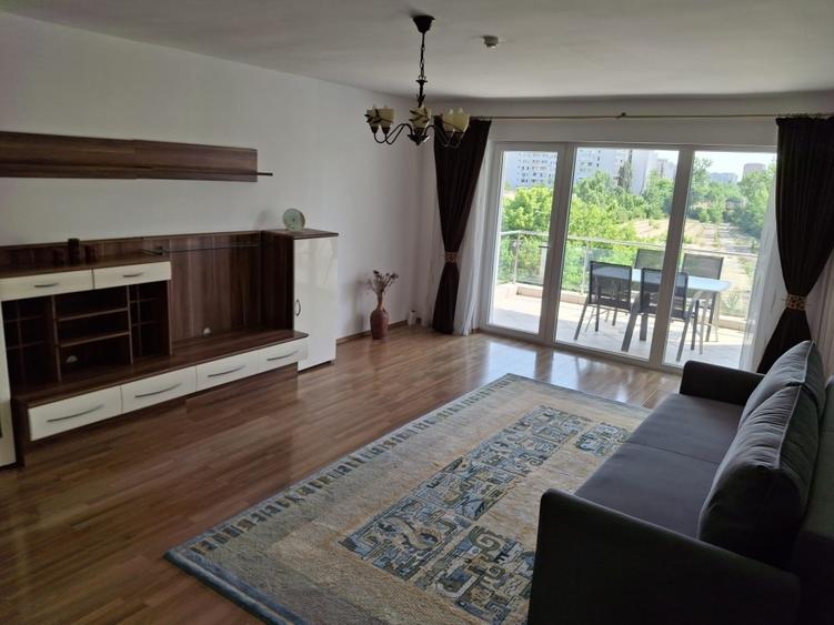 Apartament cu 3 camere decomandat, mobilat în Bucureștii Noi