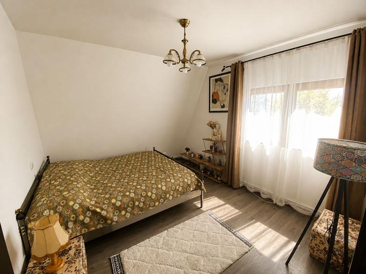 Casă cu 3 camere cu Teren 2100 Mp în Gura Văii