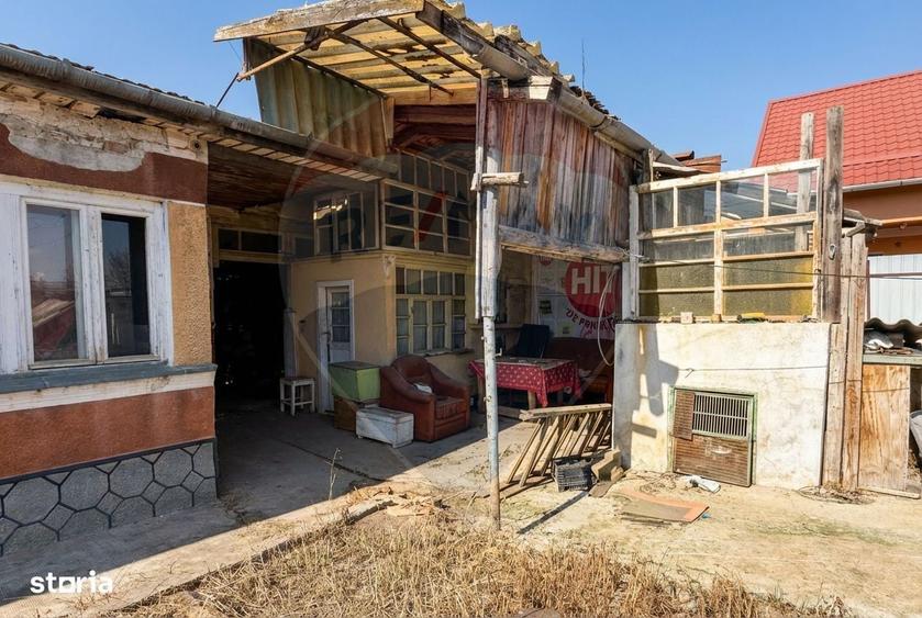 Casa cu teren generos la colt de intersectie - cartier Poiana - 15