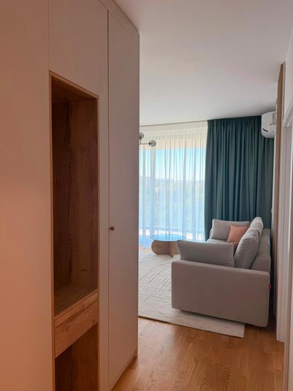Apartament cu 3 camere în Băneasa