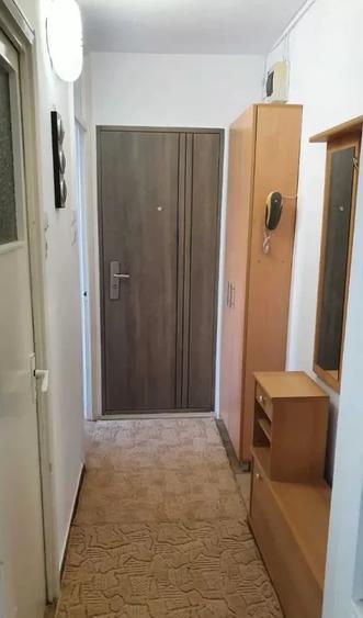Apartament cu 2 camere semidecomandat, mobilat în Astra