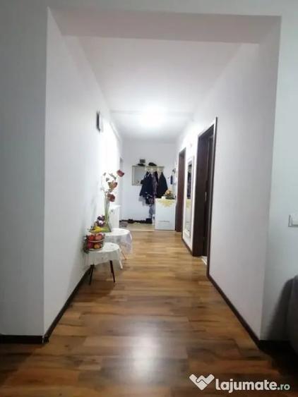 Garsonieră decomandată în Florești