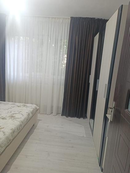 Apartament cu 2 camere semidecomandat în Brazda lui Novac