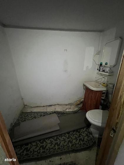 Casă cu 3 camere în Central